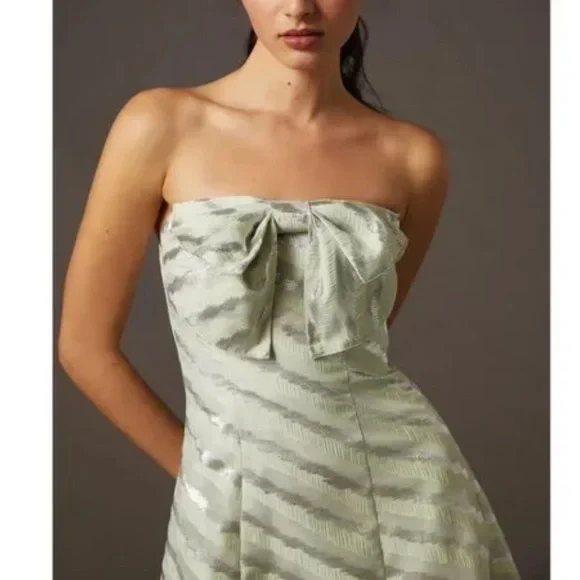 Eva Franco Strapless Mini Dress in Light Green - Picture 3 of 6